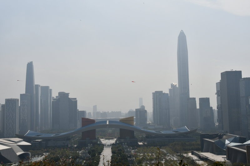 墙面乳胶漆价格与施工工艺解析