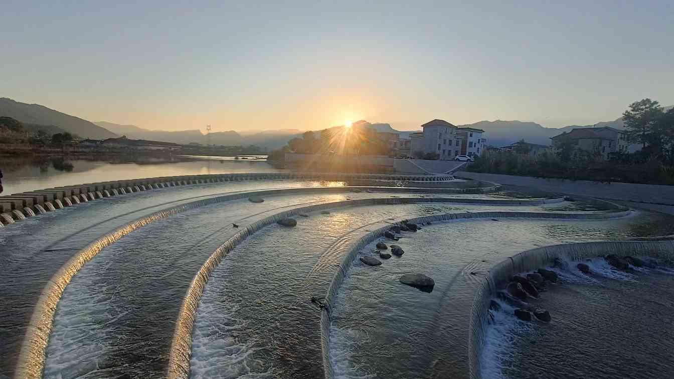 中国电建：碧水润红土 匠心启新篇(图1)