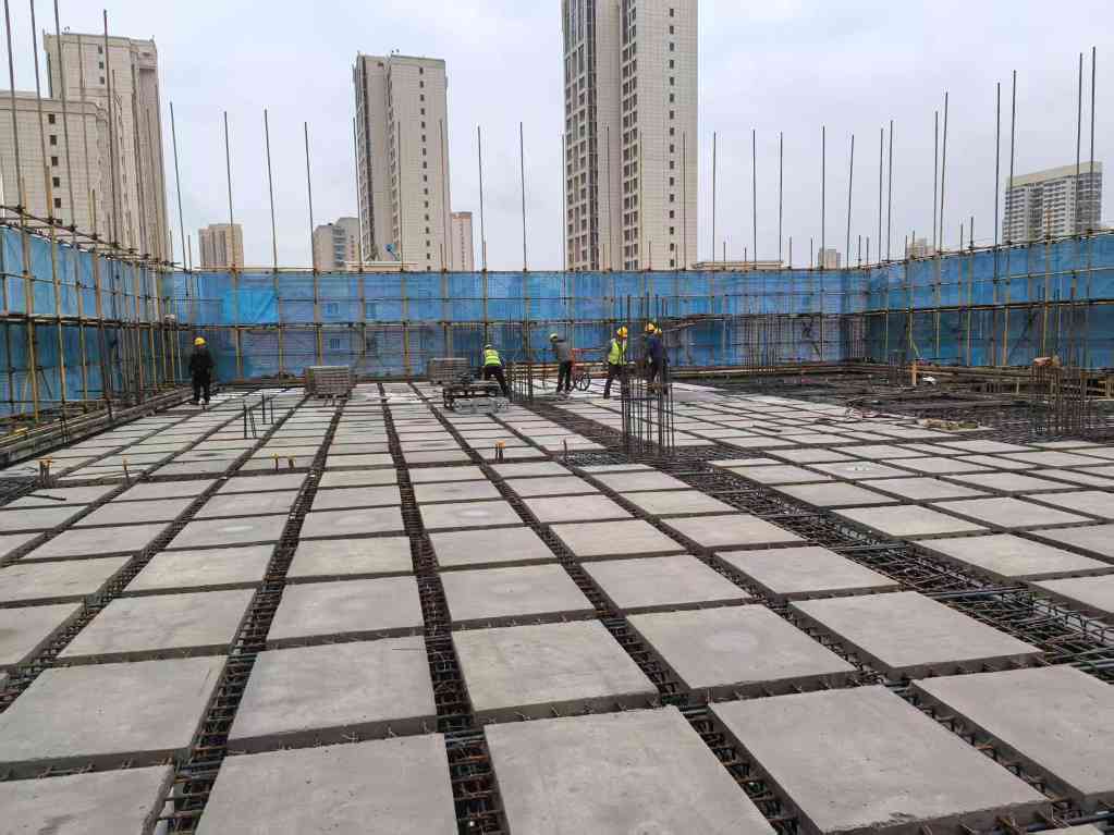 甘肃省建设投资:用坚守书写国庆祝福(图2) 甘肃省建设投资:用坚守书写国庆祝福(图2)