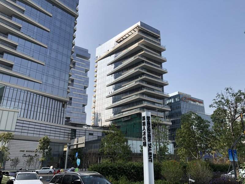 装修选墙布还是乳胶漆?这3个真相,90%的人都不知道(图1) 墙面装饰:乳胶漆与墙布的选用对比